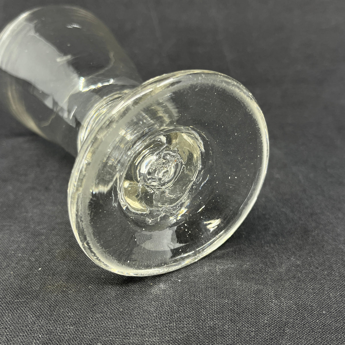 Mason jar with air bead