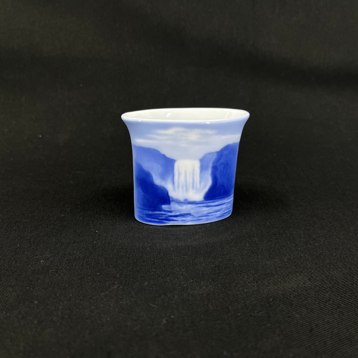 Royal Copenhagen cigarette cup