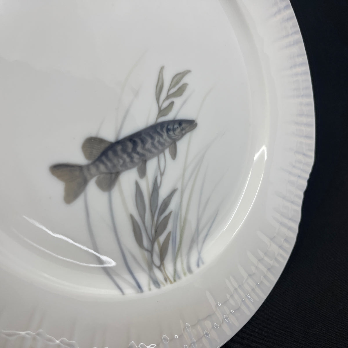 Skærsommernatsdrøm fisketallerken fra Royal Copenhagen