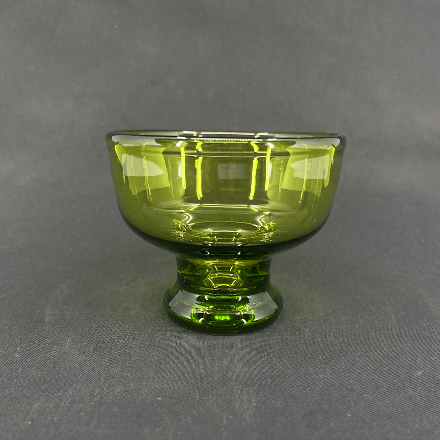 May green bowl from Holmegaard, 8.5 cm.