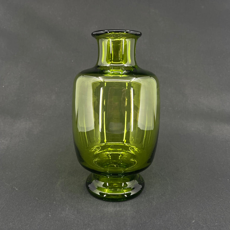 Majgrøn vase fra Holmegaard, 21 cm.
