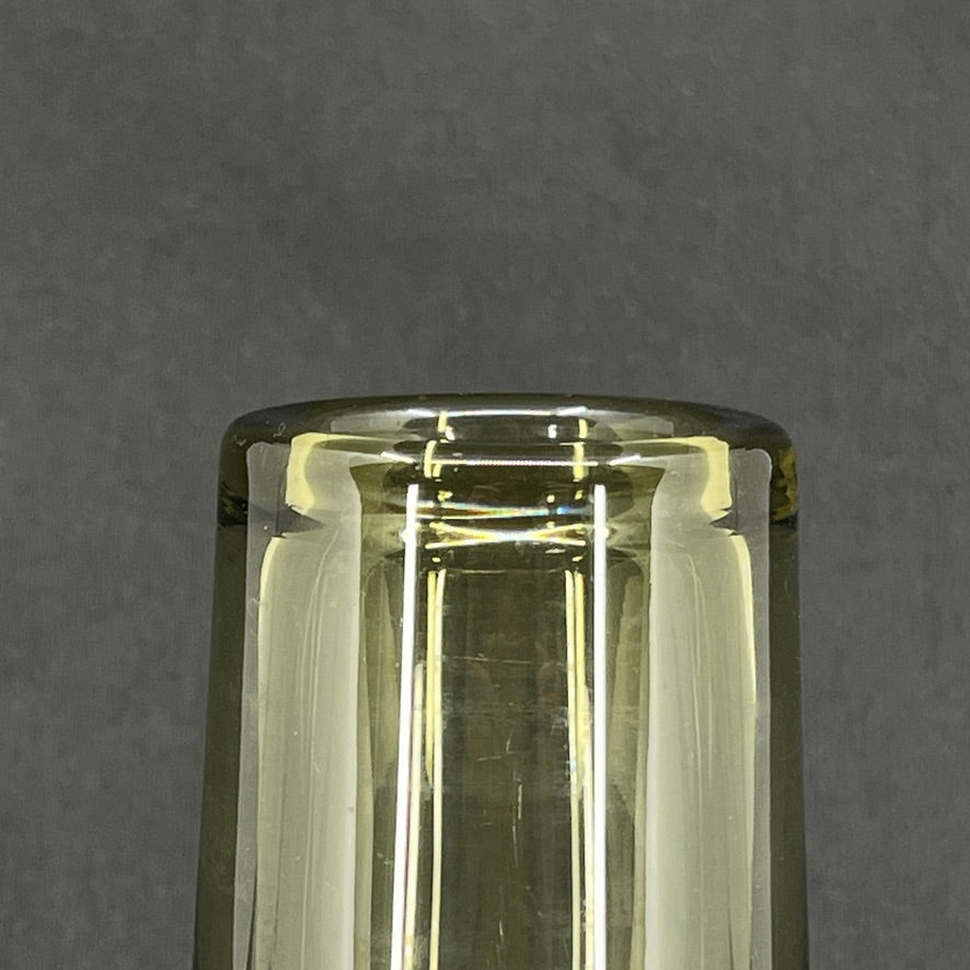 Olive cylinder vase, 17 cm.