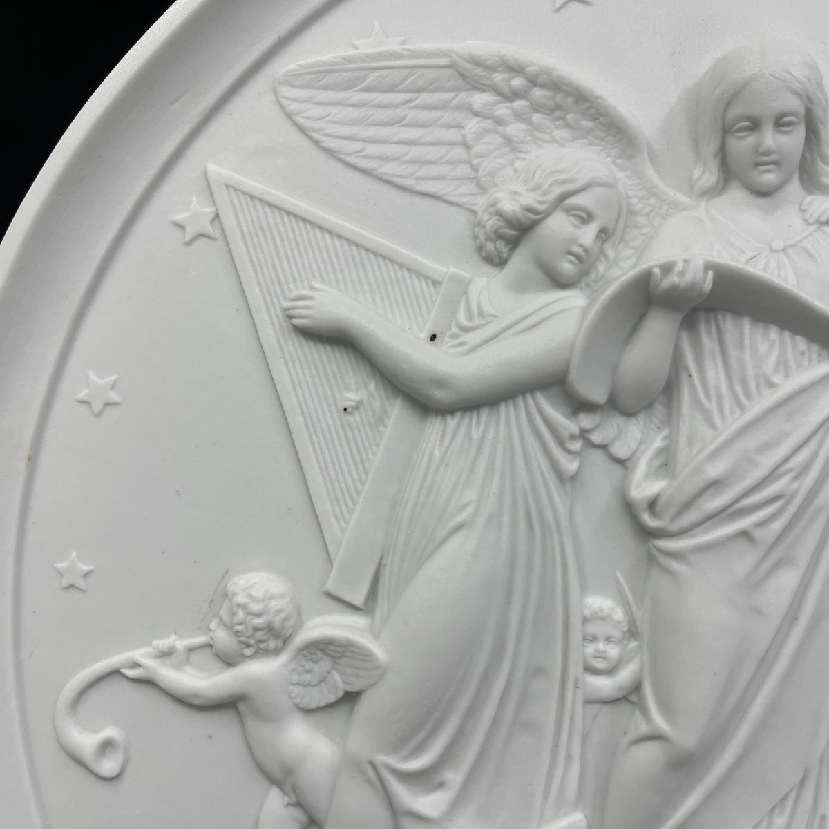 Juleglæde i Himlen af Bertel Thorvaldsen, 32,5 cm.