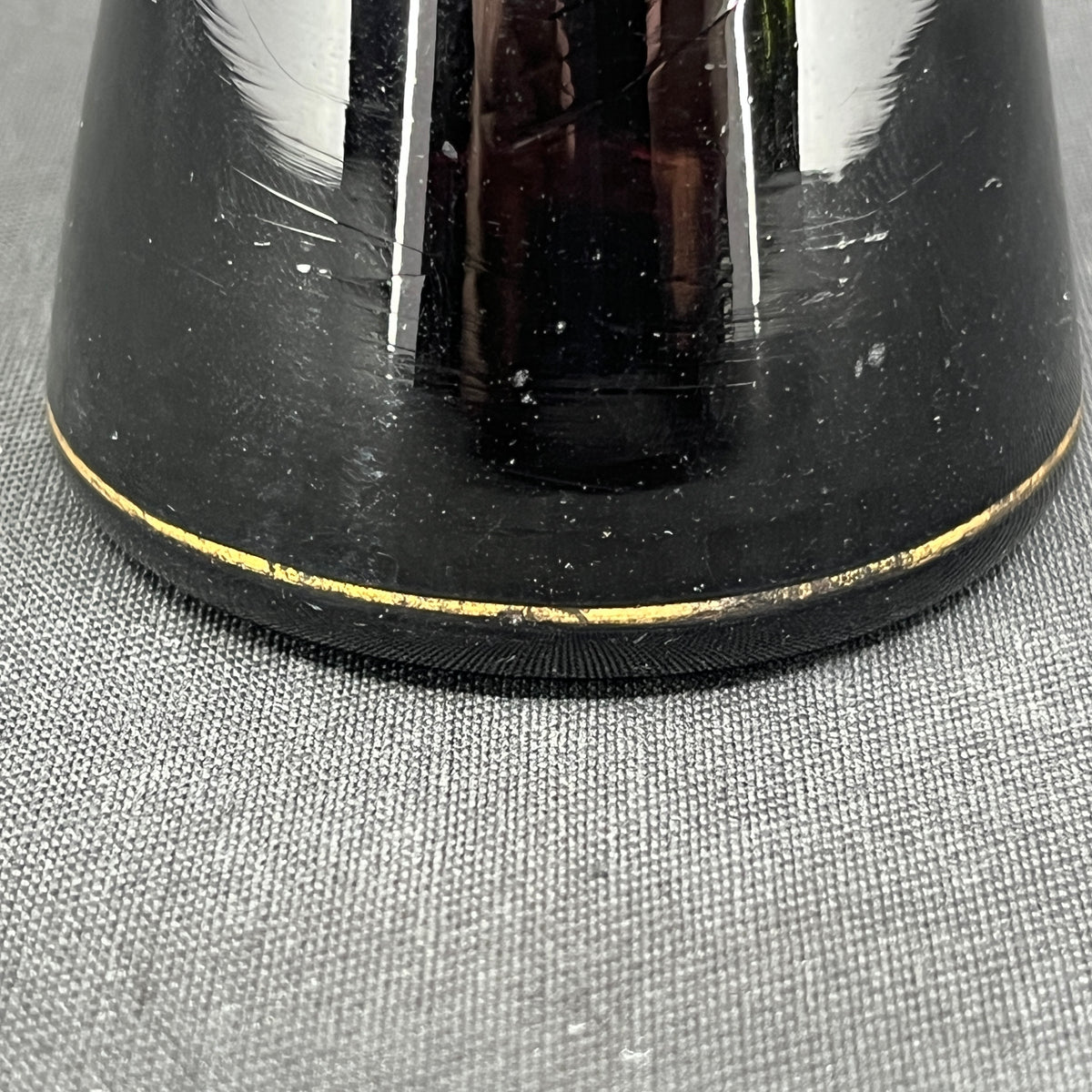 Rare manganese tulip glass from Holmegaard with gold