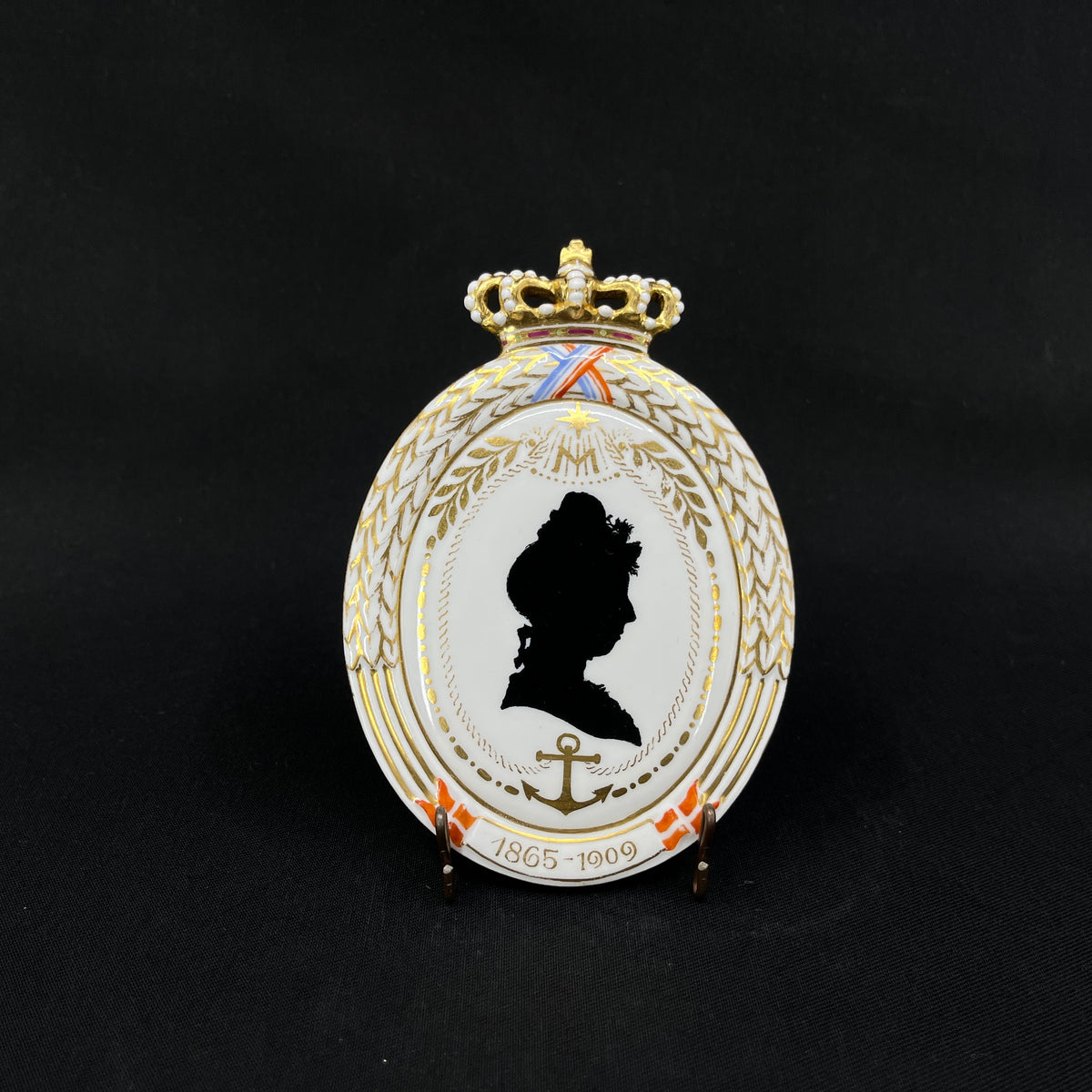 Royal Copenhagen silhouette platte - Prinsesse Marie 1865-1909