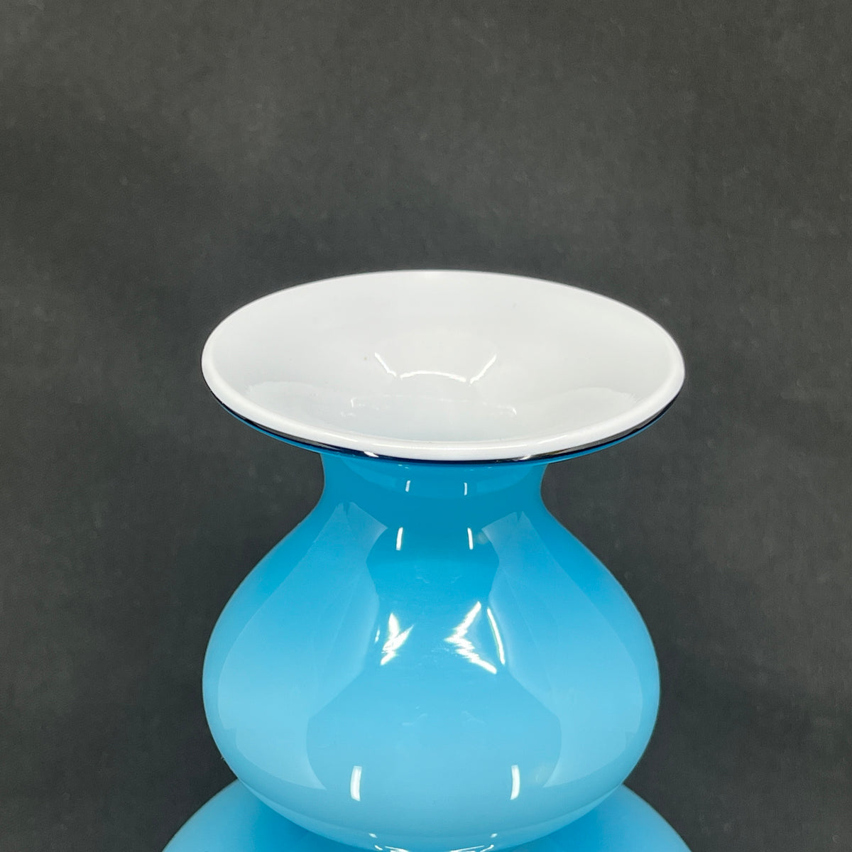 Blue Carnaby vase, 22.5 cm.