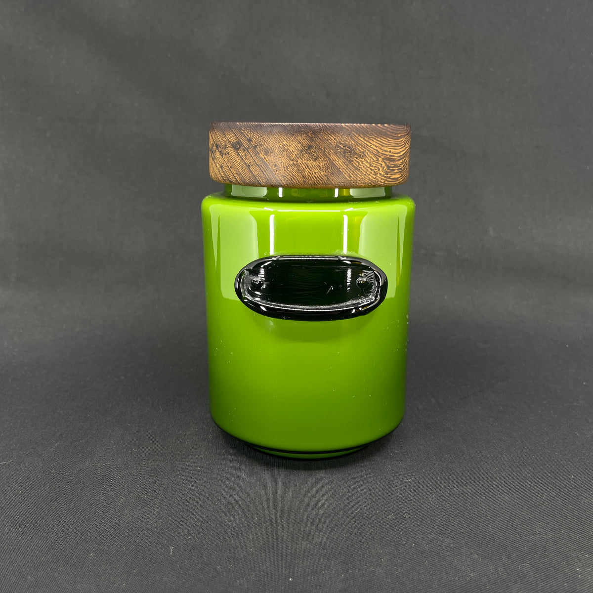 Green Palette jar without text, 15 cm.