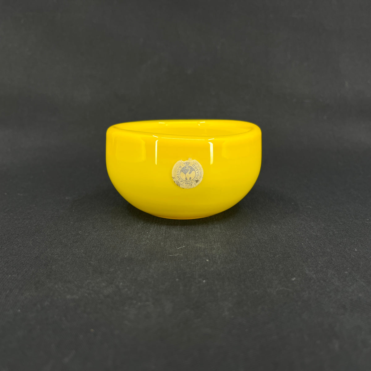 Yellow Palet bowl, 9 cm.