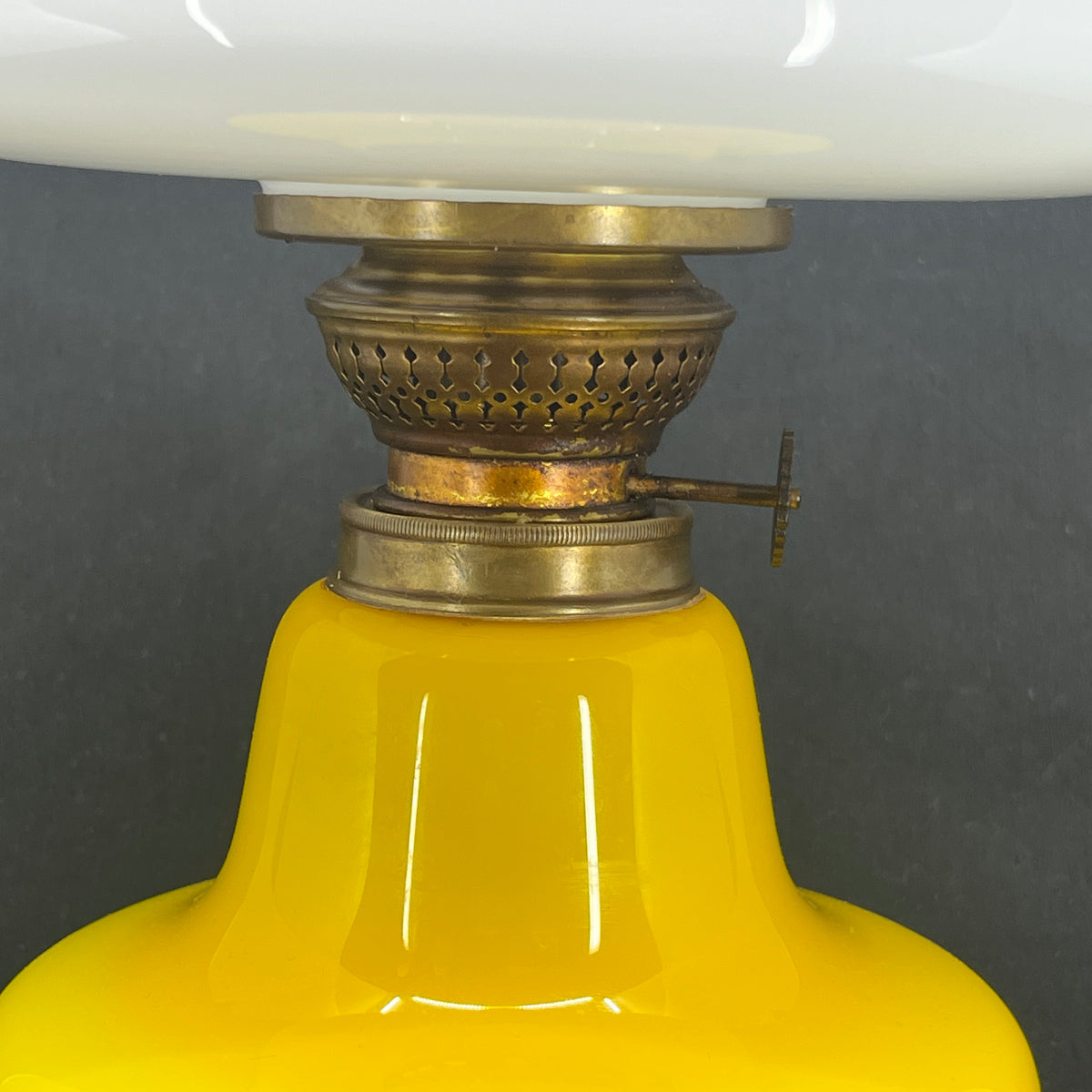 Oline oil lamp from Fyens Glasværk - Yellow