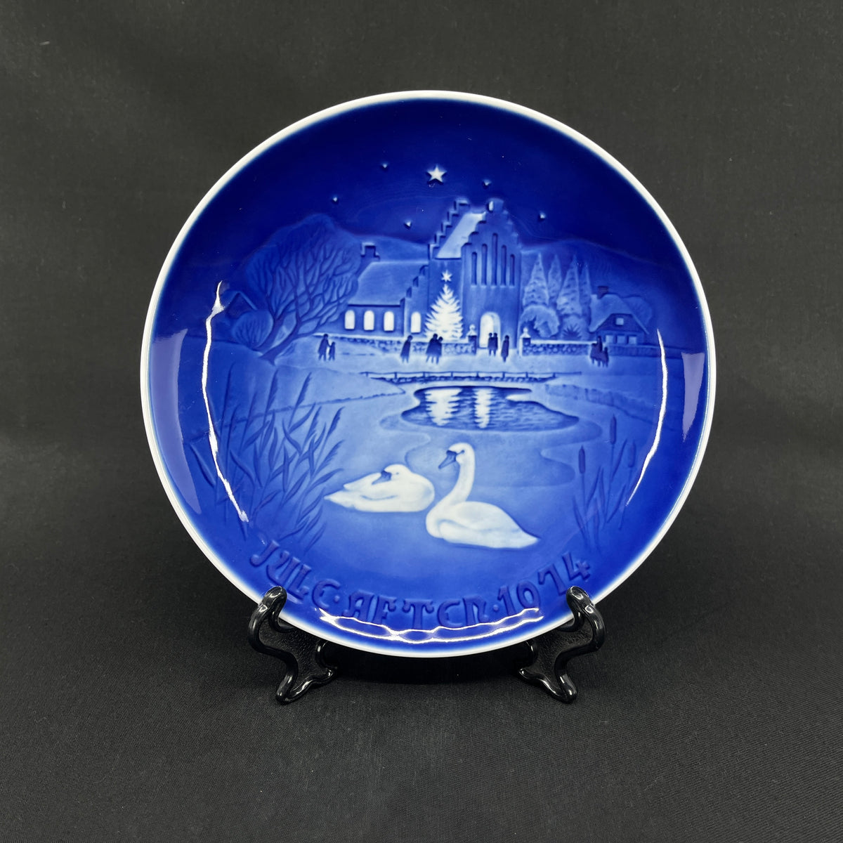 Bing & Grøndahl Christmas plate 1974