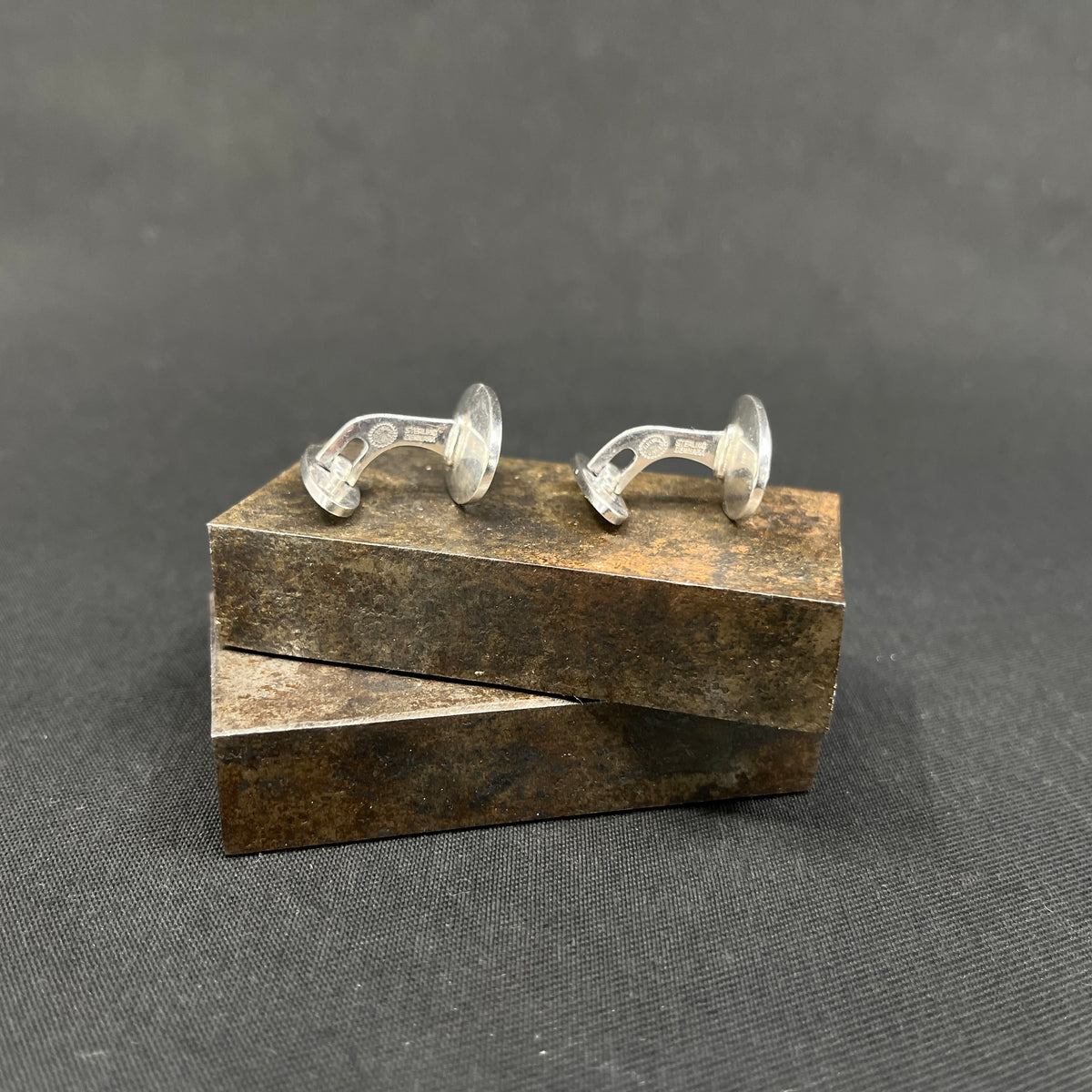 A pair of Georg Jensen cufflinks, No. 75.