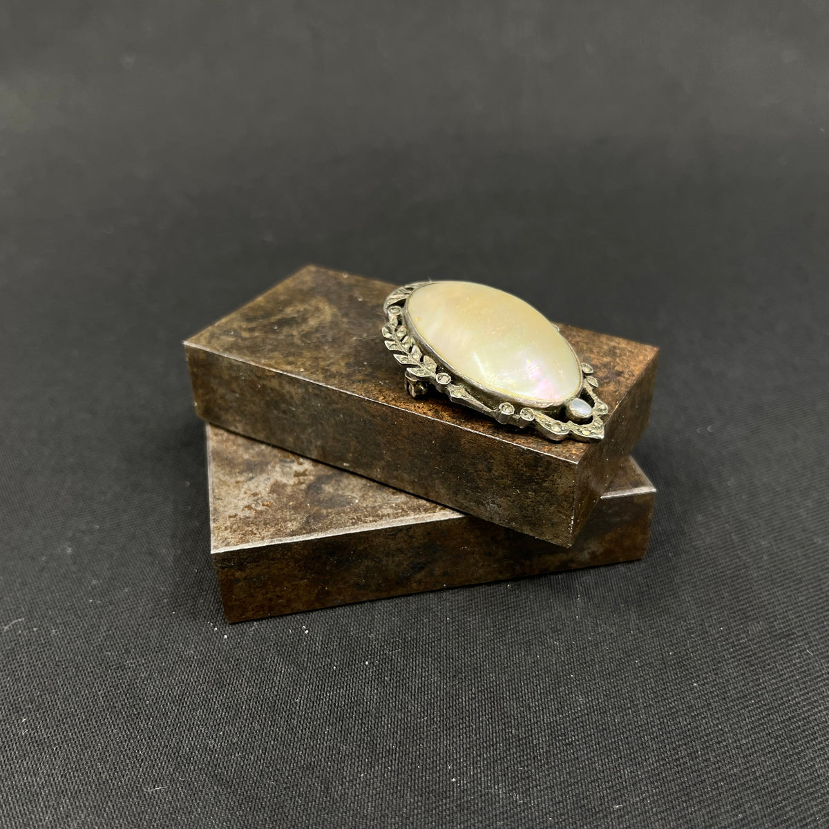Brooch with marcasites and mother-of-pearl