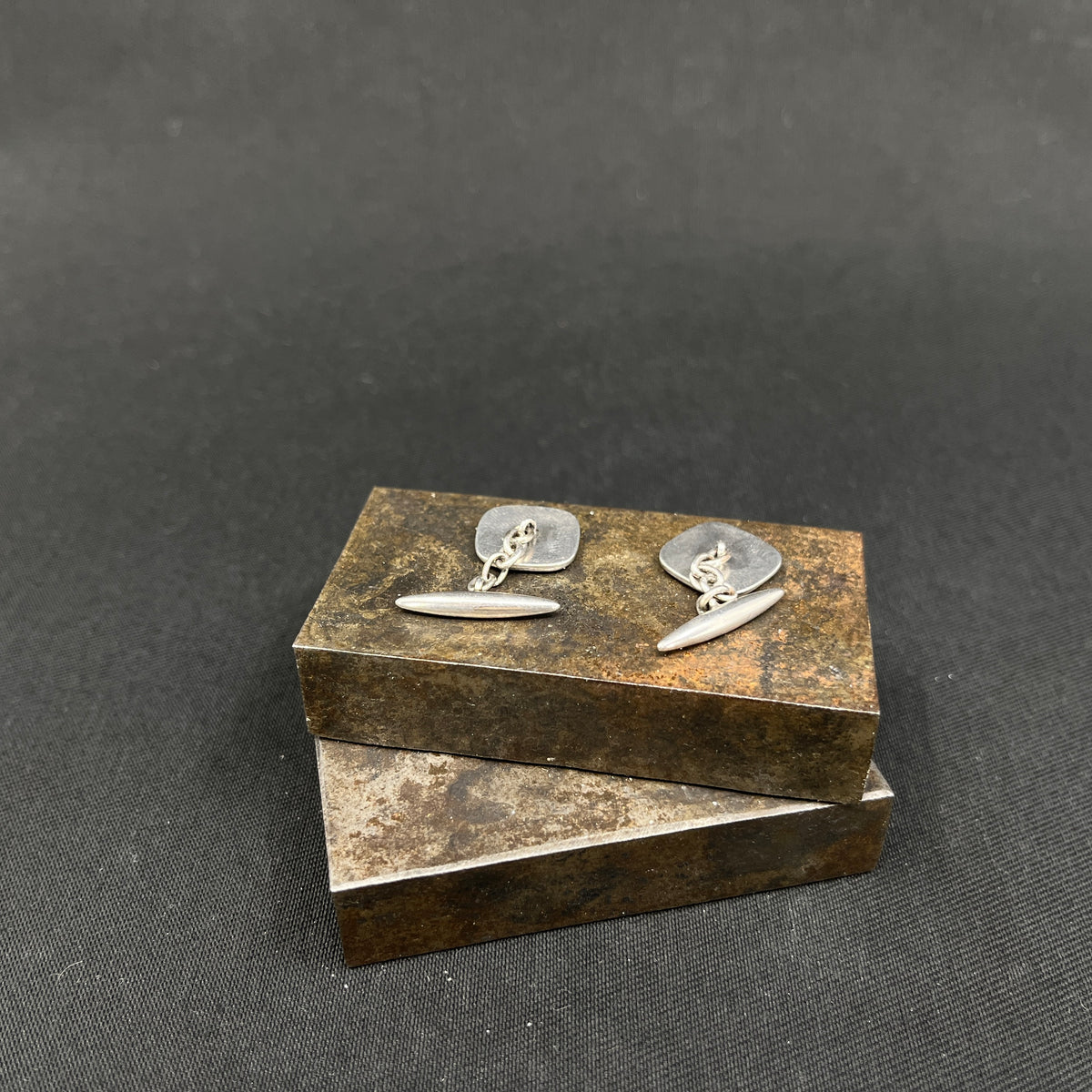 Silver cufflinks with chains from the 1920'sh