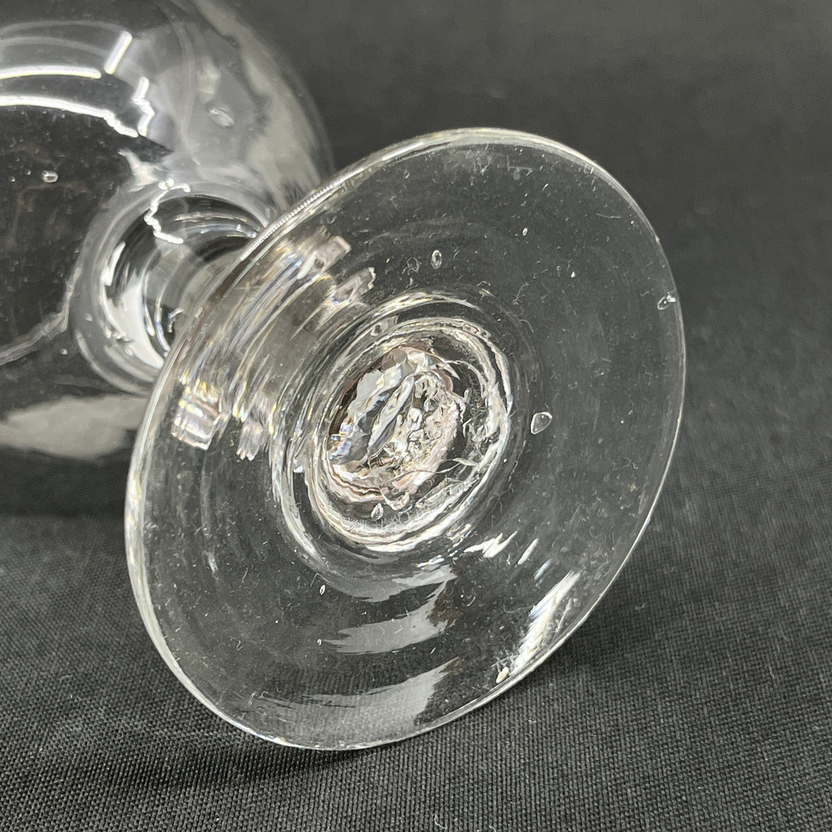 German oak-leaf glass from the 1880s