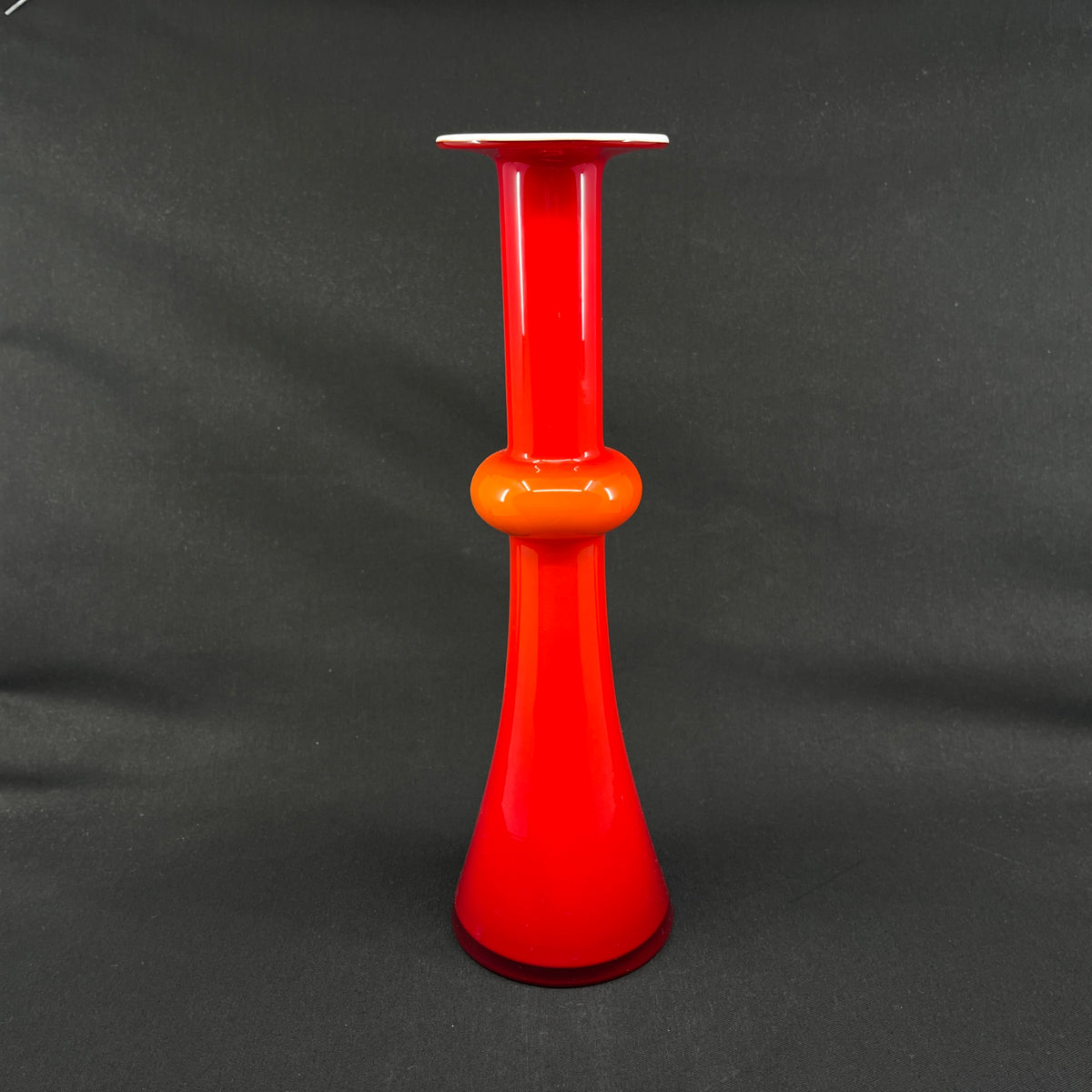 Rød Carnaby vase, 30 cm.