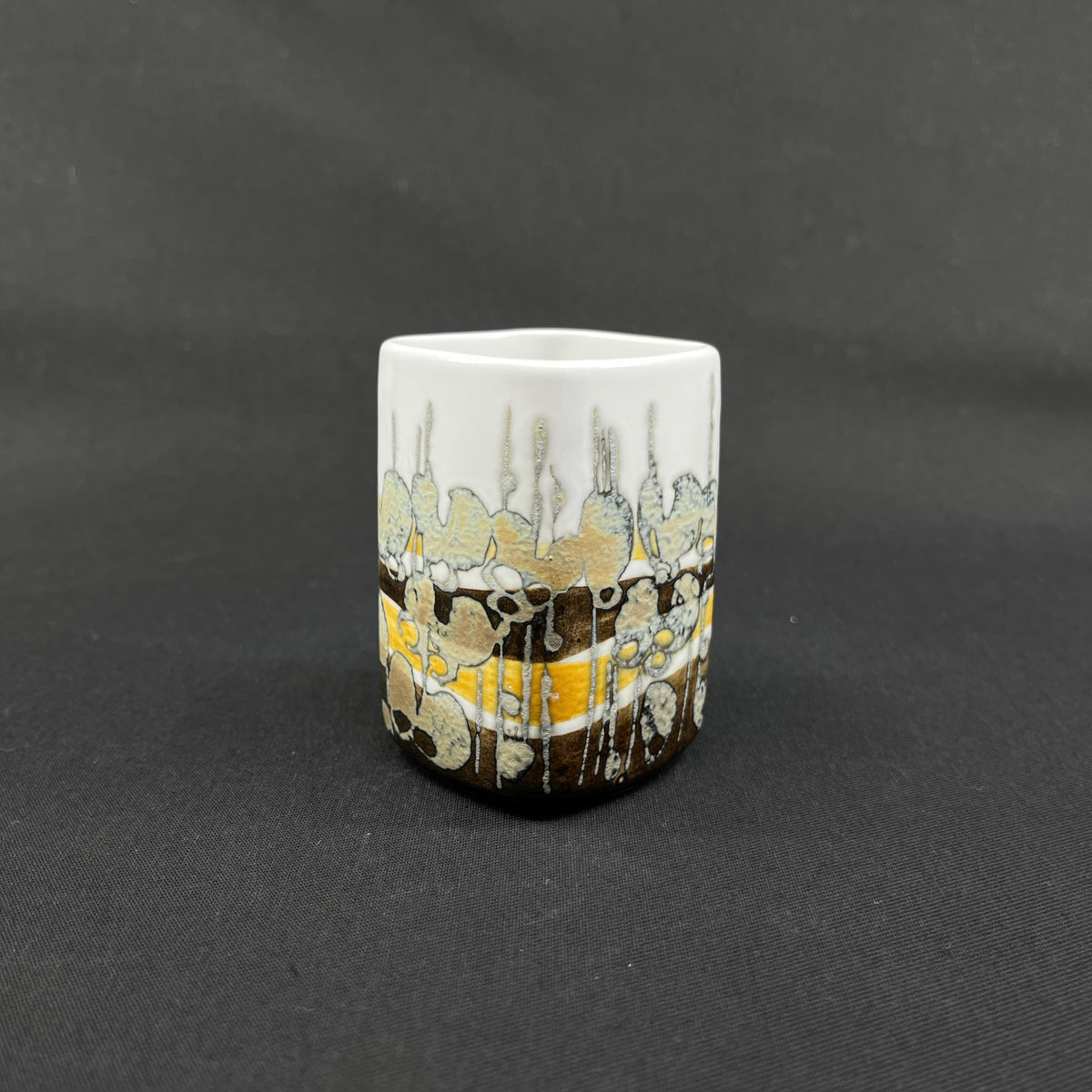 Kantet Siena vase fra Royal Copenhagen, 7,5 cm.