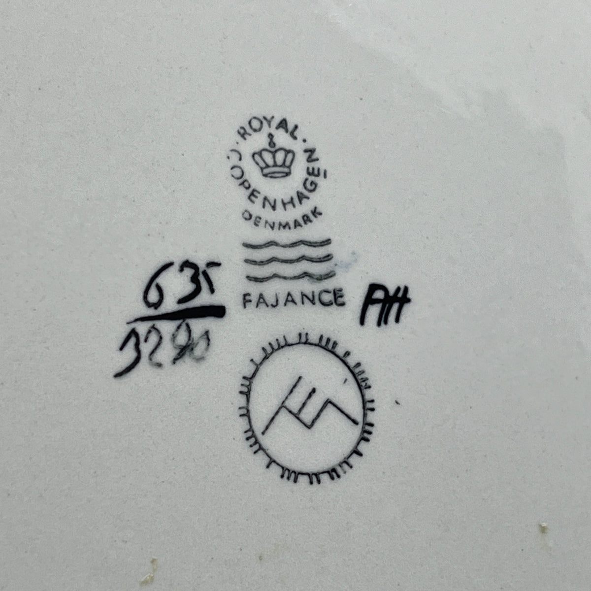 Baca fad fra Royal Copenhagen, 17,5 cm.