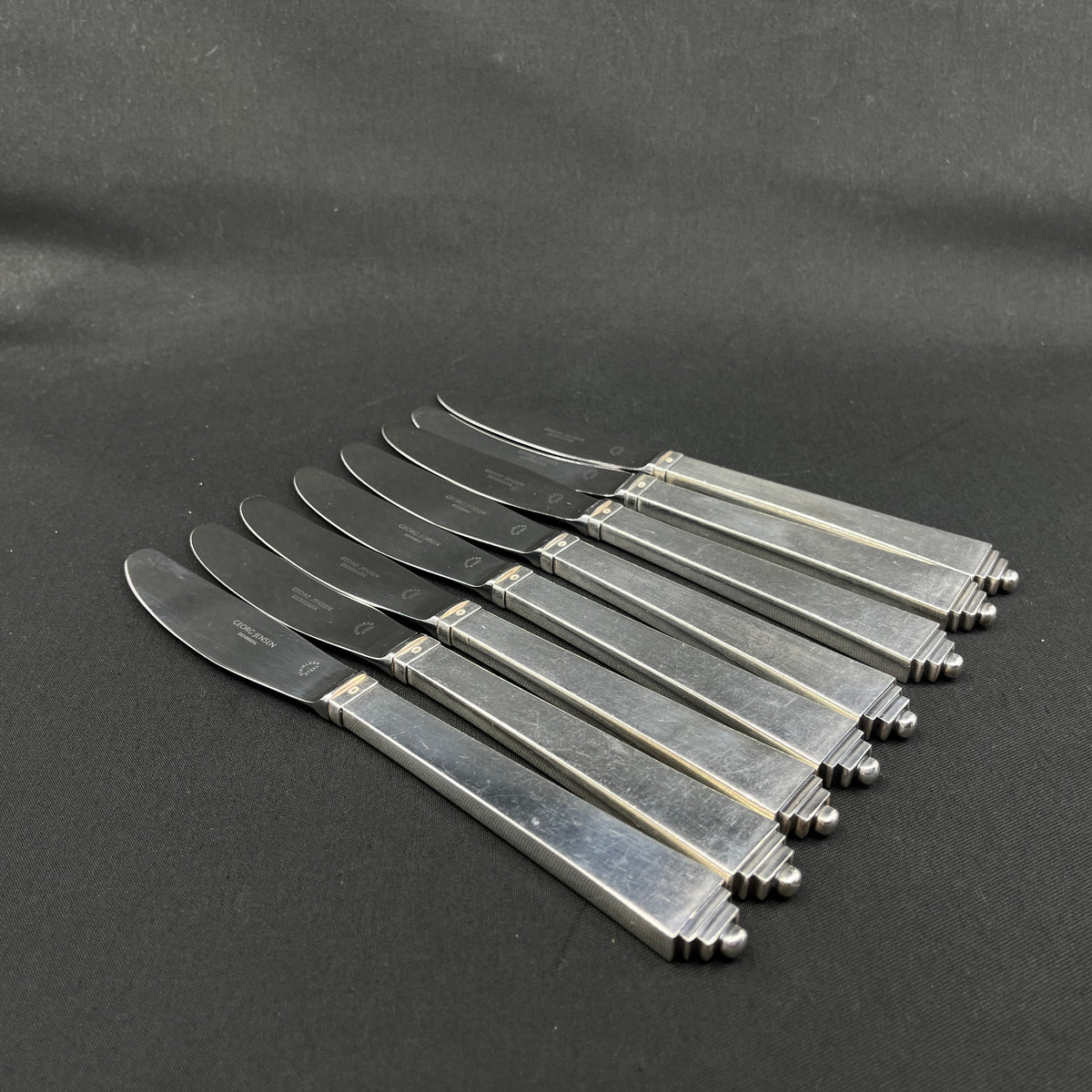 Pyramide middagskniv, 22,5 cm.