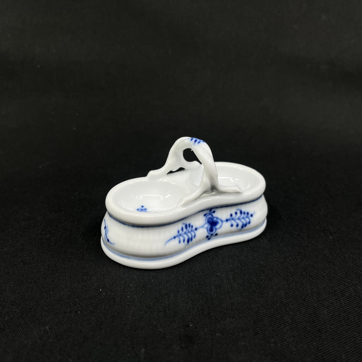 Blue Fluted Plain double salt cellar