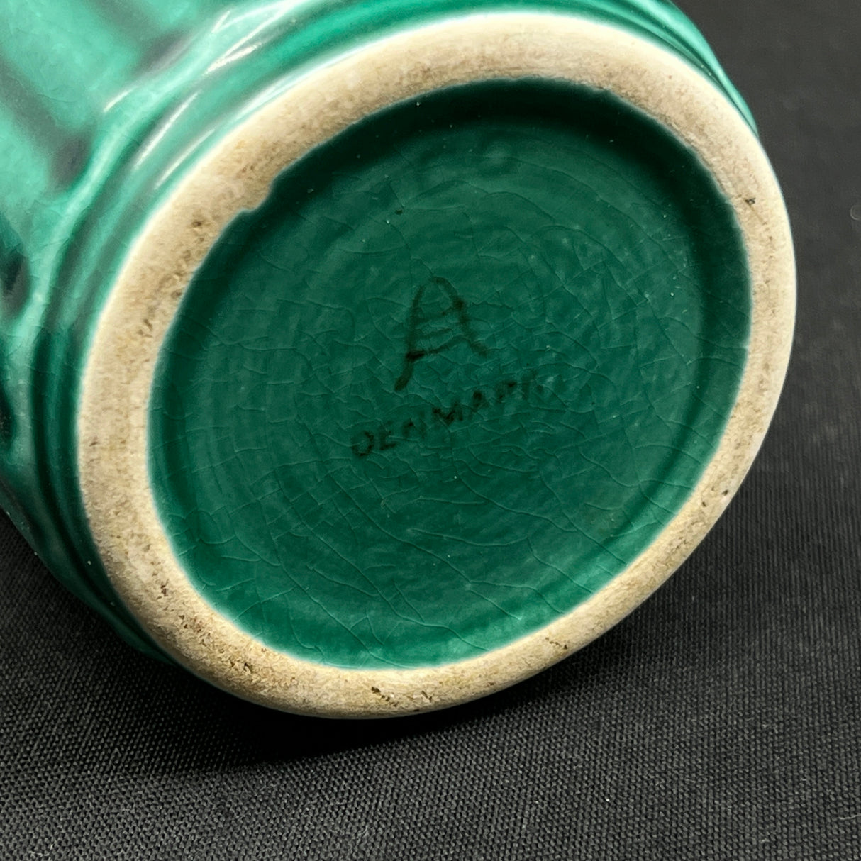 Green Bremerholm vase from Aluminia