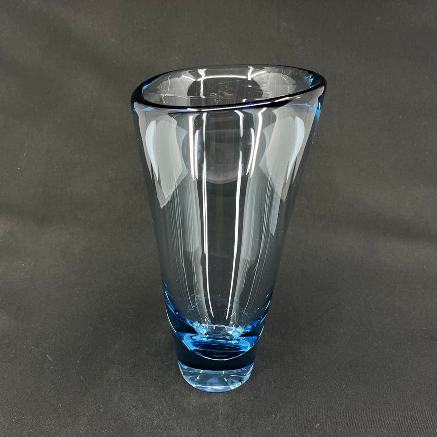 Thule vase by Per Lütken for Holmegaard, 24.5 cm.