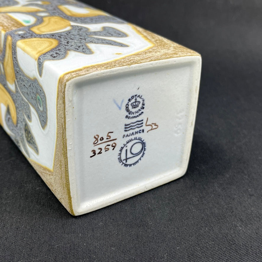 Baca vase fra Aluminia