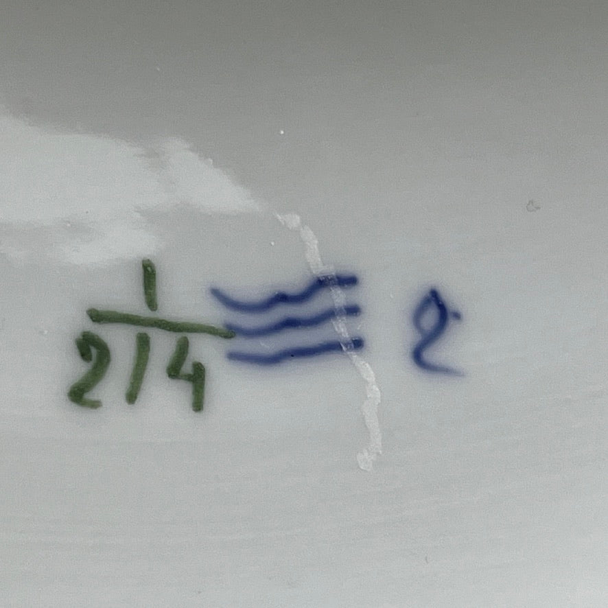 Blue Fluted Plain tureen with saucer