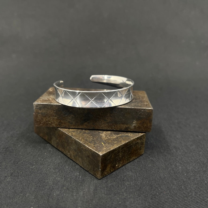 Moderne armbånd fra Aarre & Krogh