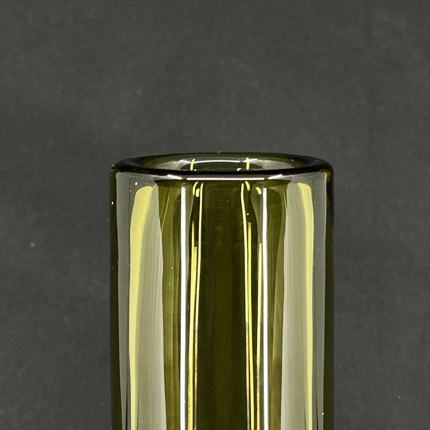 Oliven cylindervase, 21 cm.