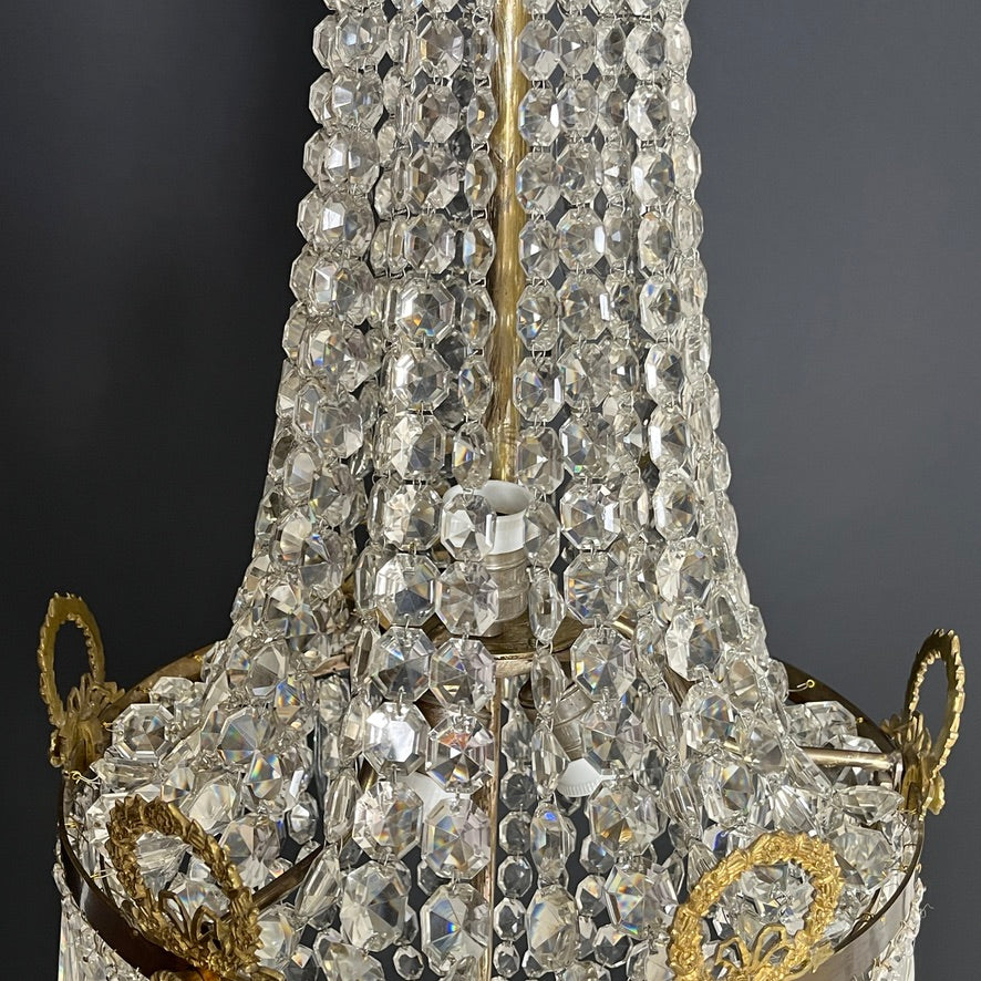 Flot lysekrone fra 1900 tallets begyndelse, 95 cm.