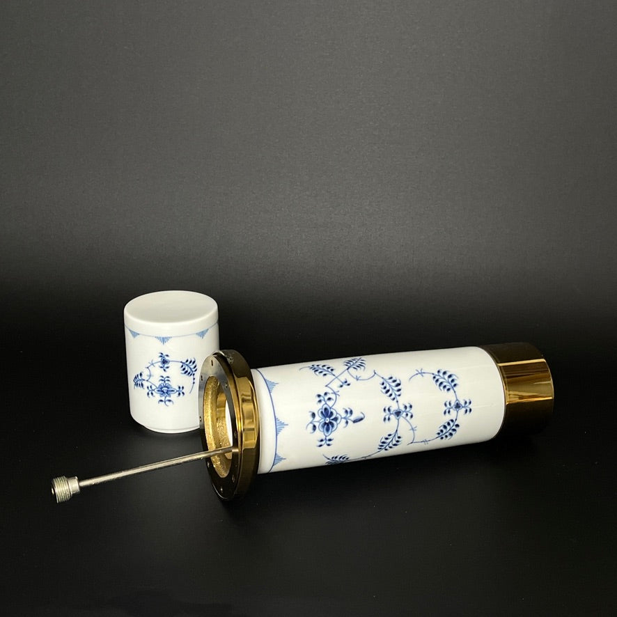 Rare Blue Fluted draft beer dispenser – Carlsberg