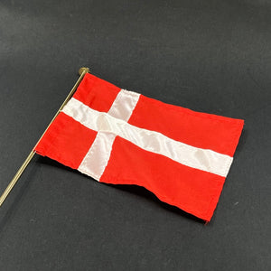 Brass flagpole, 54 cm.