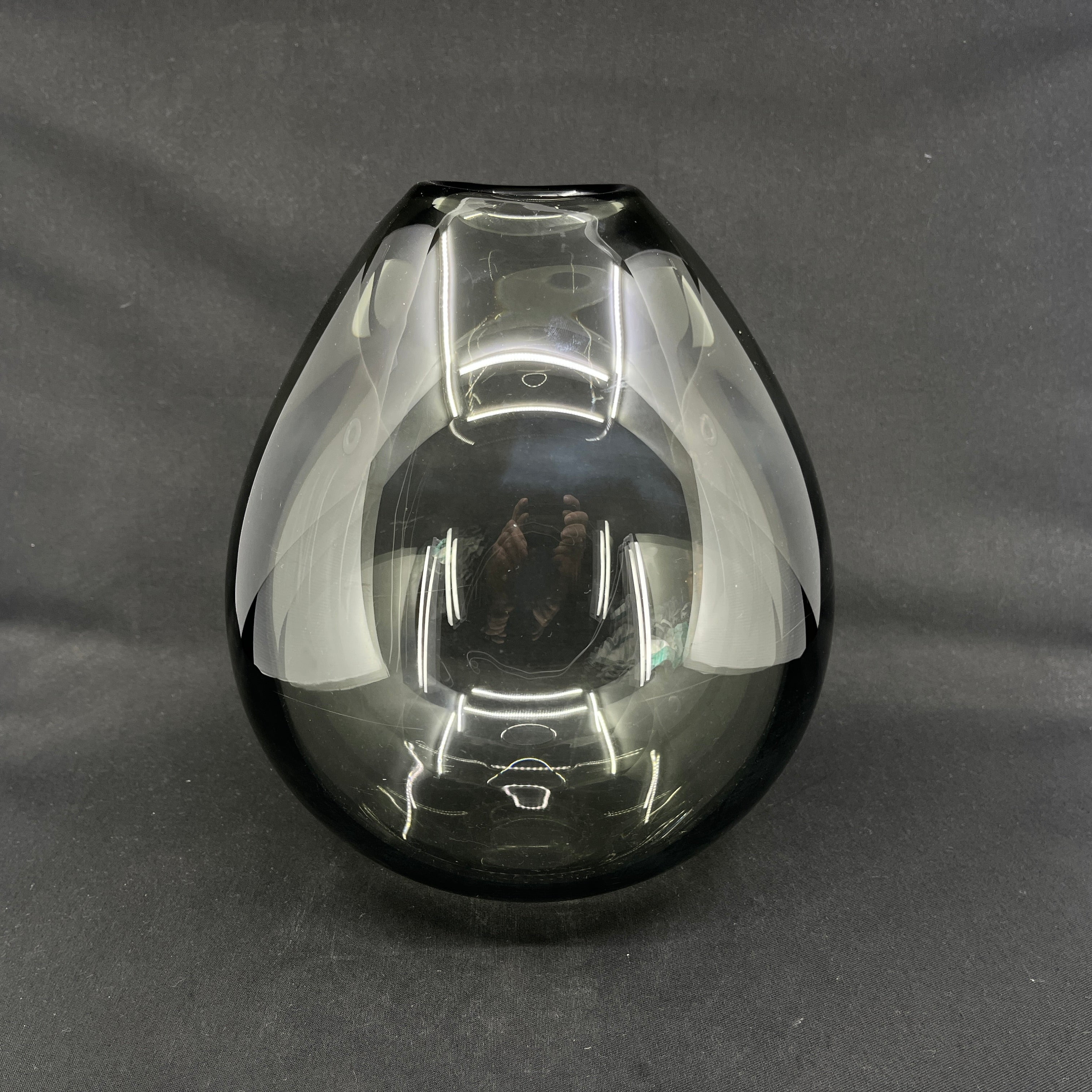 Smoke dråbevase af Per Lütken, 26 cm.