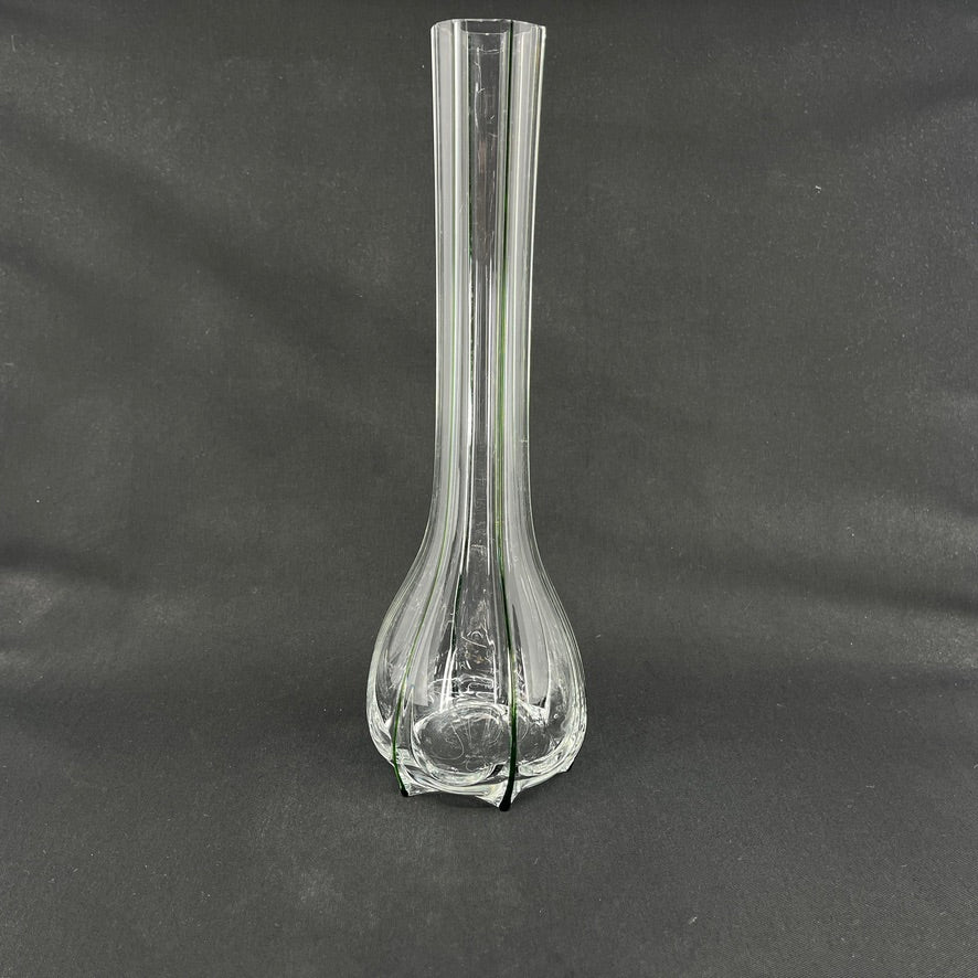 Høj kolbevase fra 1920'erne med grønne striber