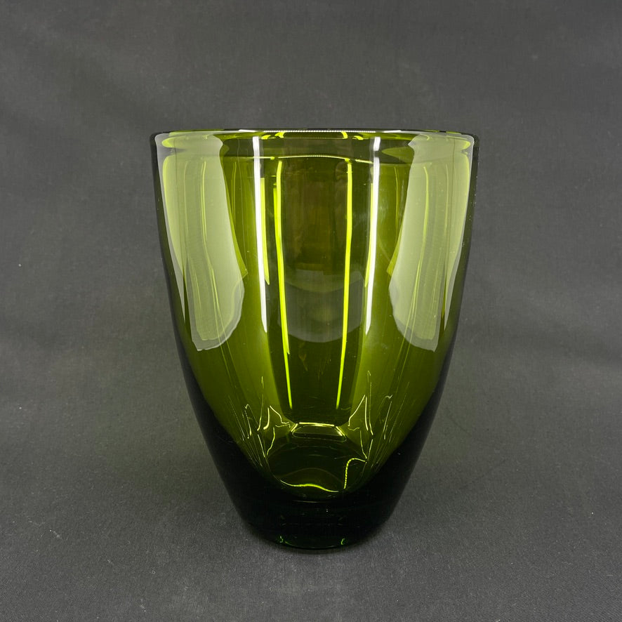 May green vase from Holmegaard, 21 cm.