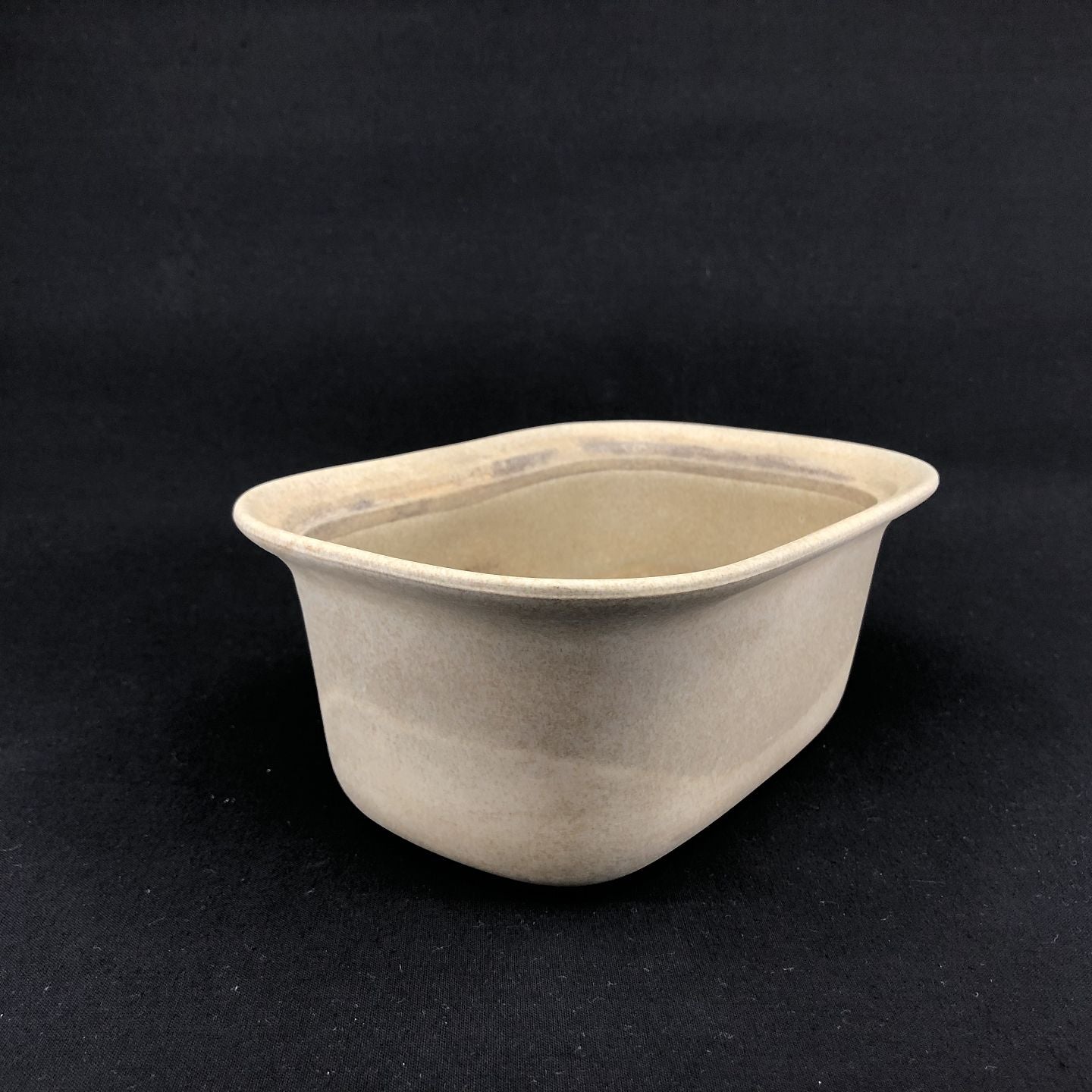 Firkantet Ildpot form af Grethe Meyer for Royal Copenhagen