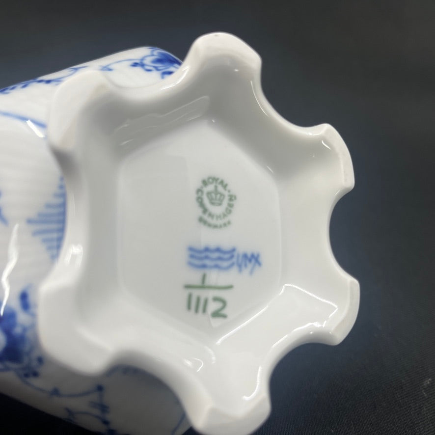 Blue Fluted Full Lace sugar bowl, 3. assort.