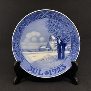 Royal Copenhagen Christmas plate 1923