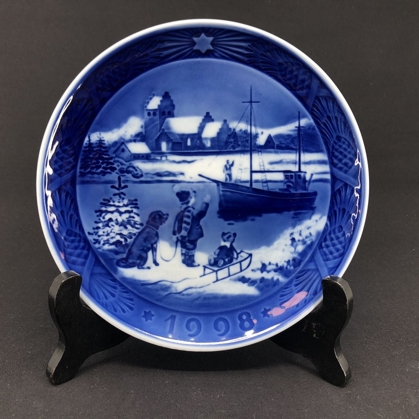 Royal Copenhagen Christmas plate 1998