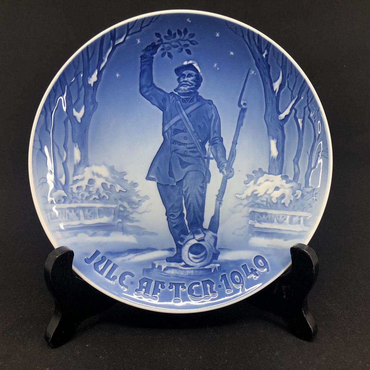 Bing &amp; Grøndahl Christmas plate 1949