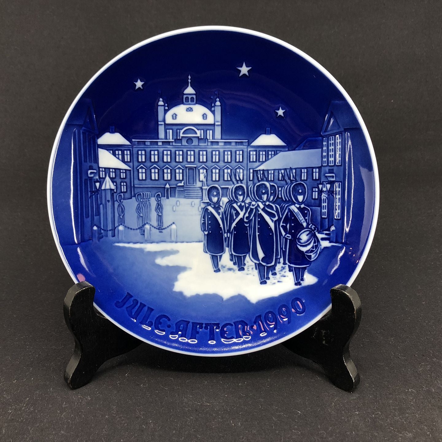 Bing & Grøndahl Christmas plate 1990