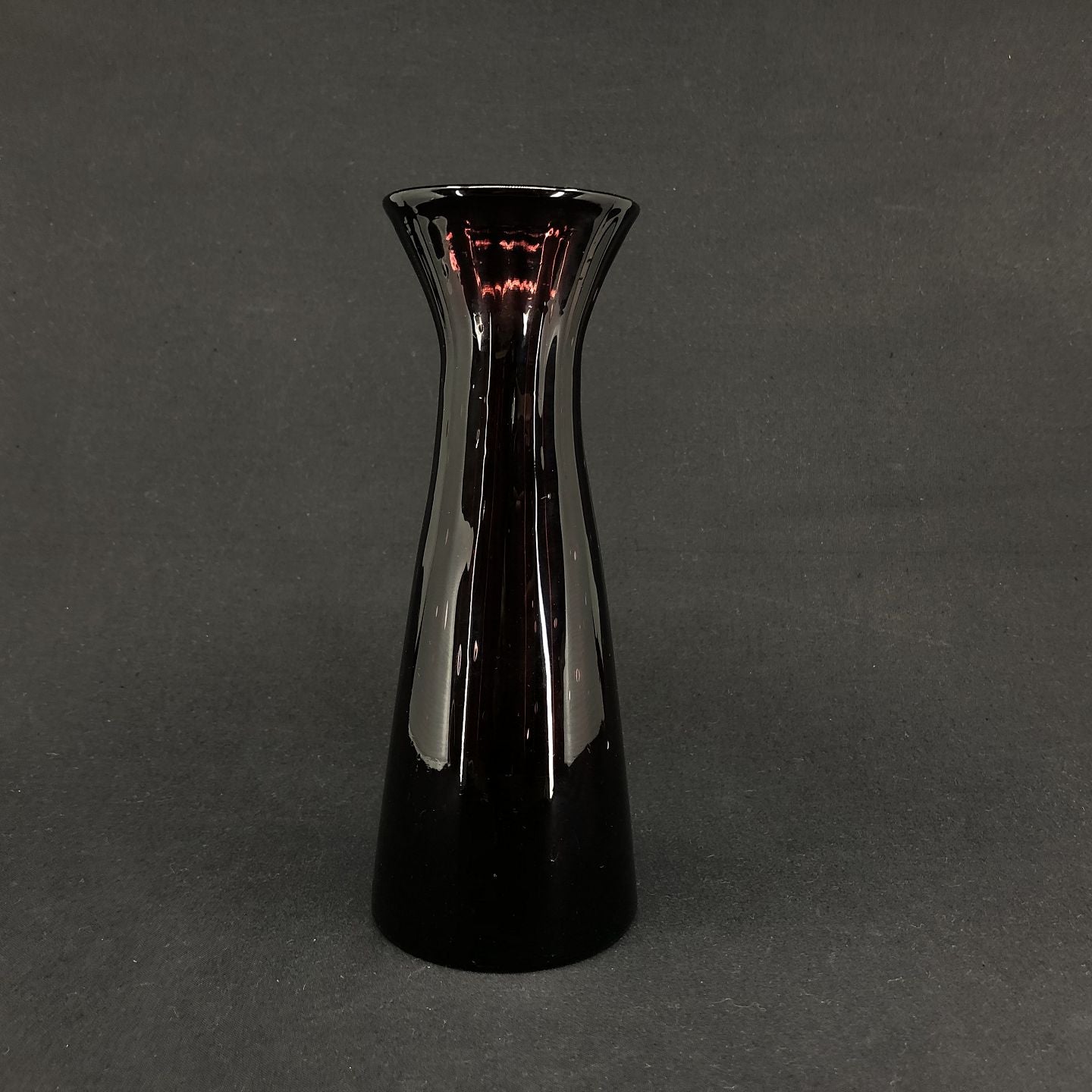 Manganese hyacint vase from Fyens Glasswork
