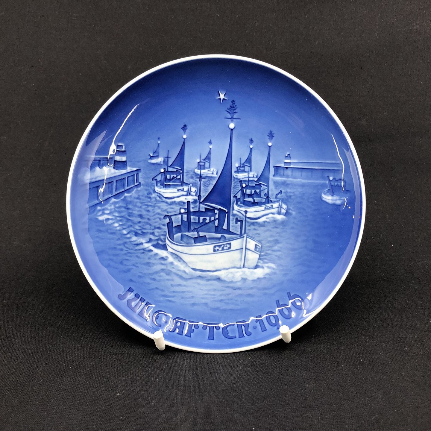 Bing & Grøndahl Christmas plate 1966