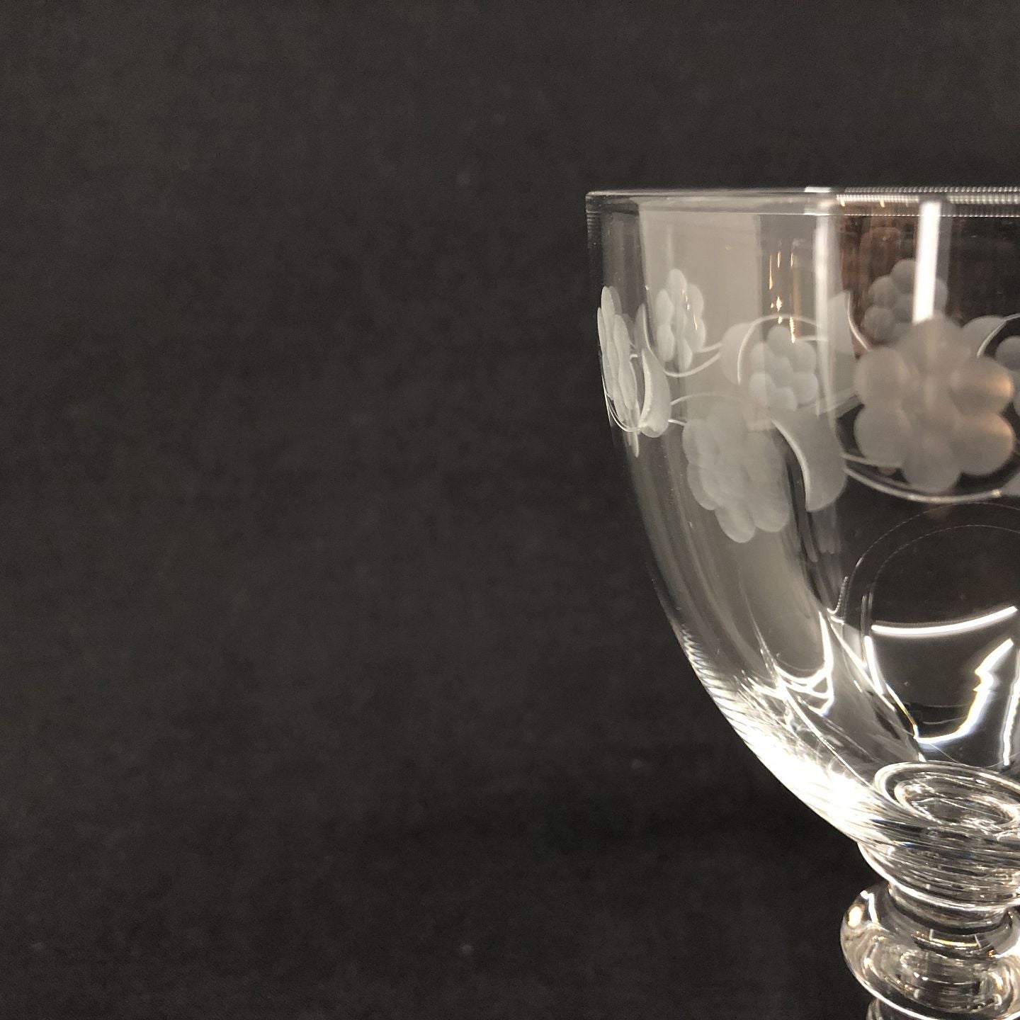 Rosenborg large red wine glass
