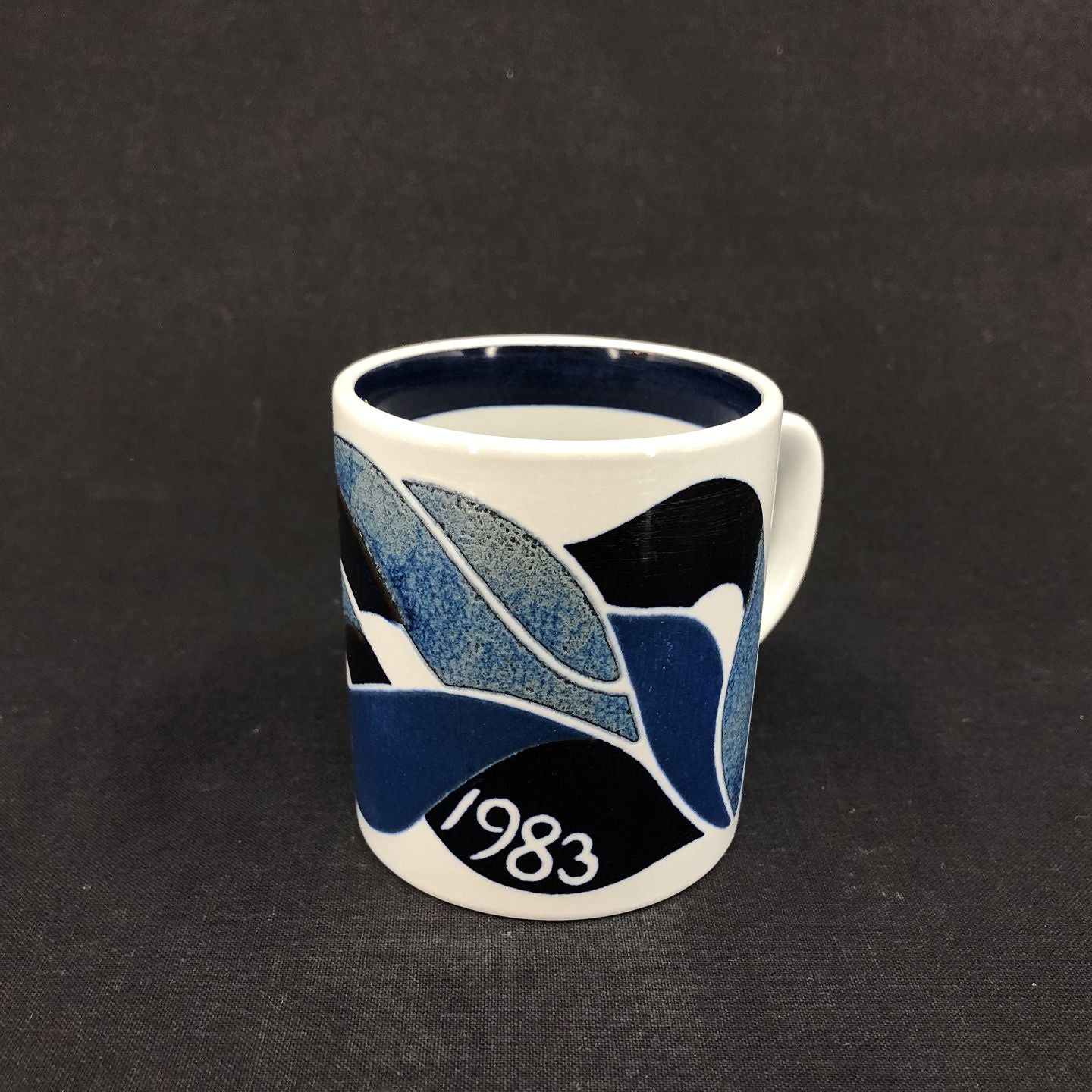 Royal Copenhagen small year mug 1983
