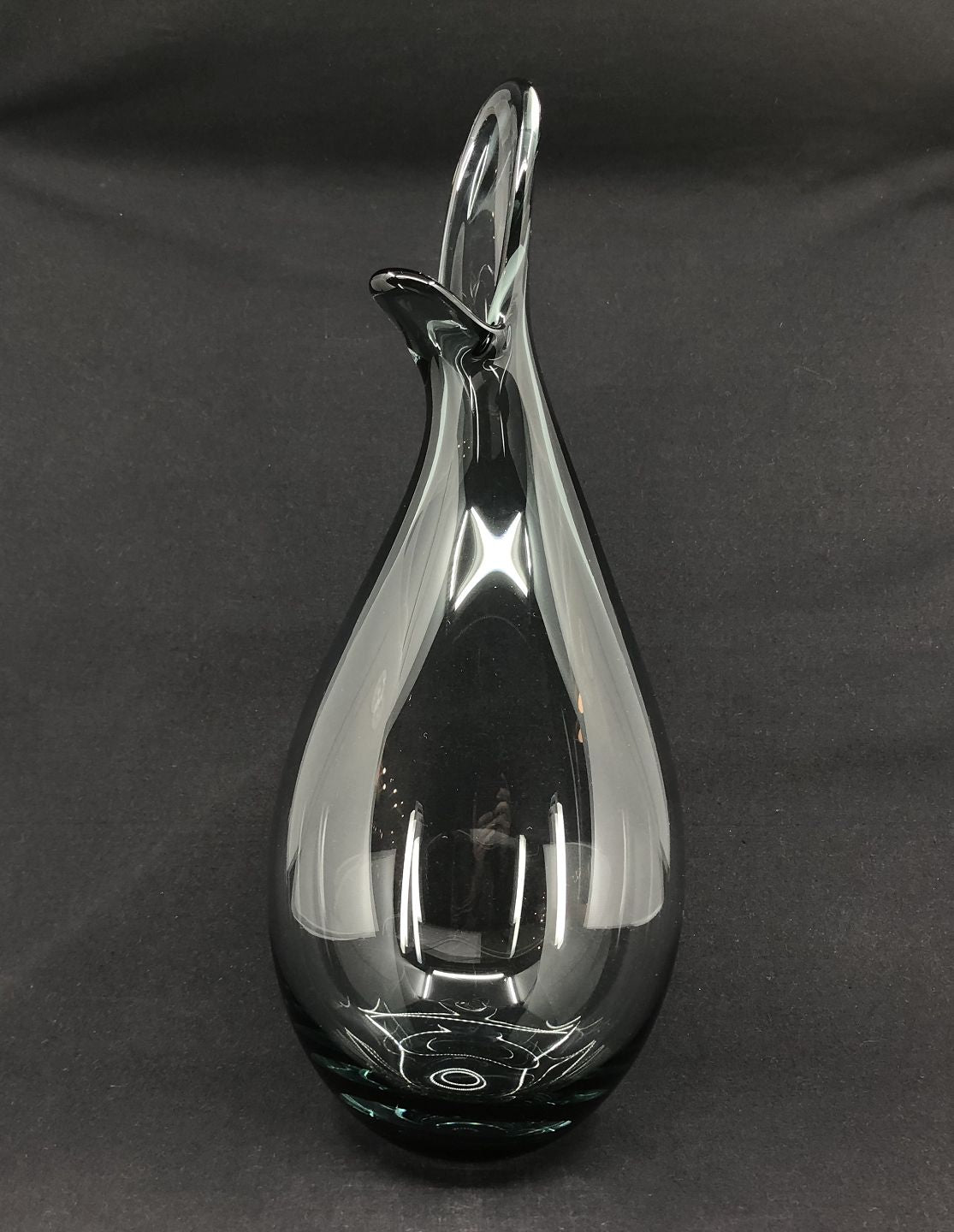 Large chubby beak vase from Holmegaard