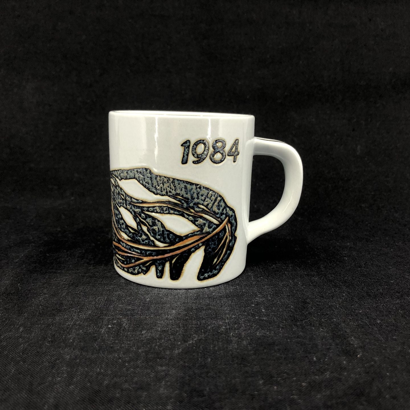 Royal Copenhagen small vintage mug 1984