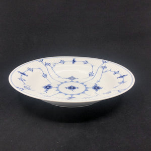 Ekstra flad Musselmalet Riflet dyb tallerken, 25 cm.