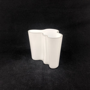 White Alvar Aalto Savoy vase