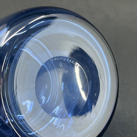 Safirblå vase fra Holmegaard, 10,5 cm.
